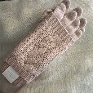 Forever 21 Rose pink full-finger and fingerless winter glove